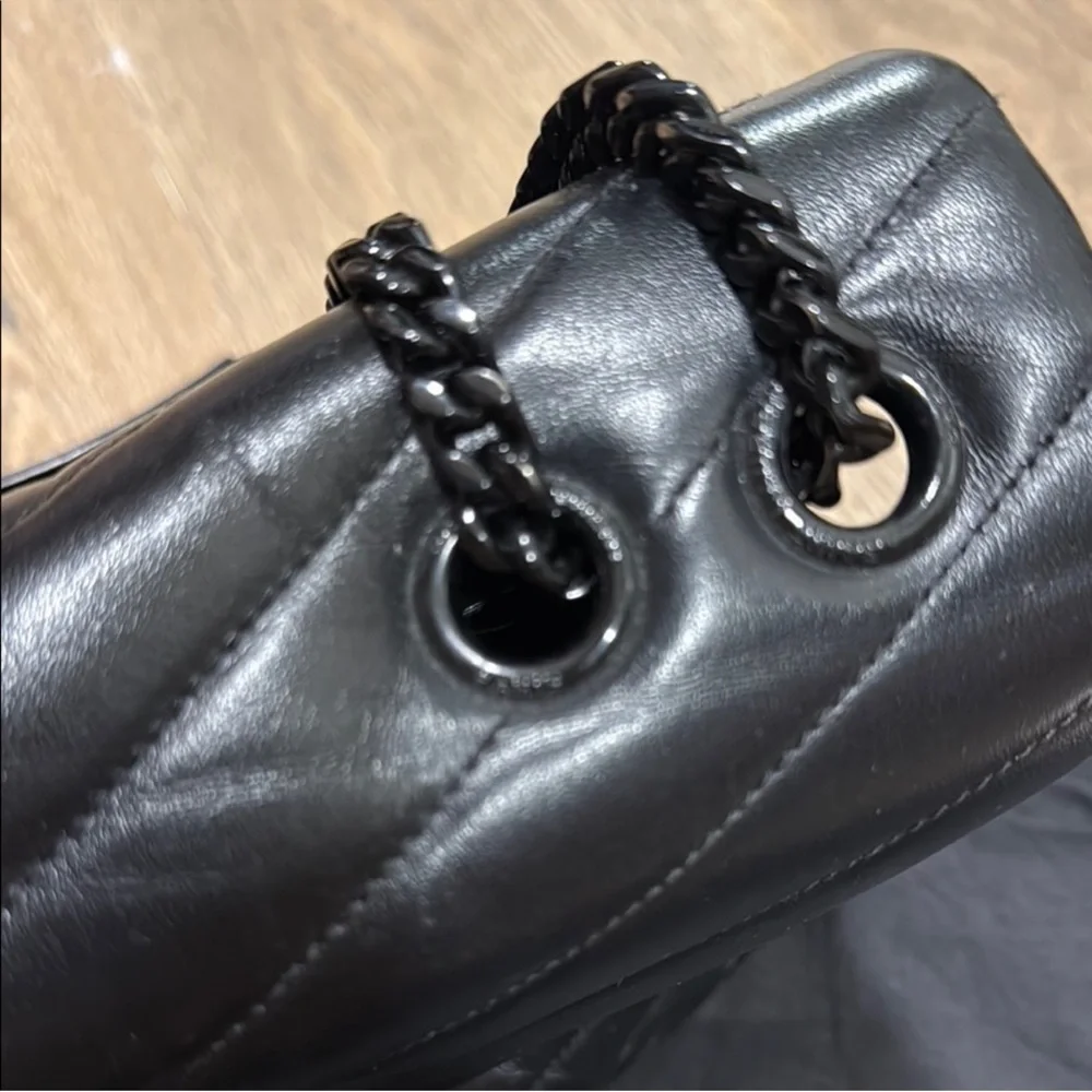 Loulou Medium Crossbody Bag - black on black - Picture 5 of 12